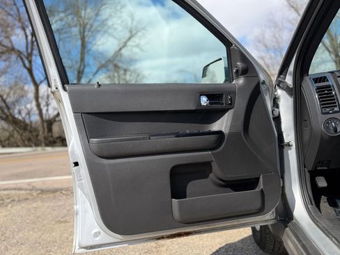 Used 2012 Ford Escape Limited image 15