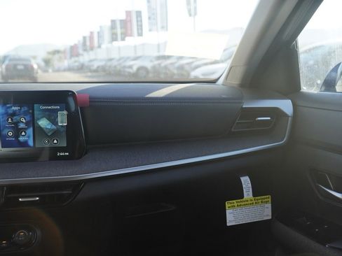 New 2026 Nissan Kicks SV image 23