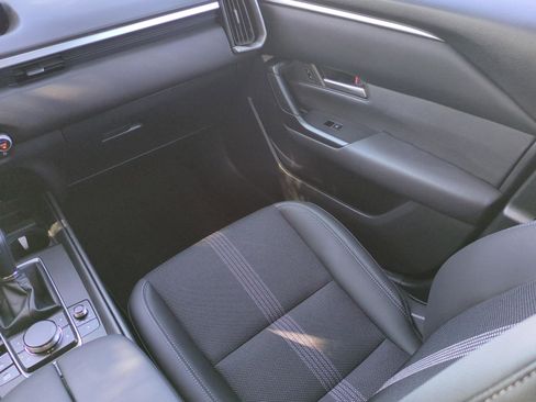 Certified 2025 MAZDA CX-50 AWD 2.5 S w/ Preferred Package image 12