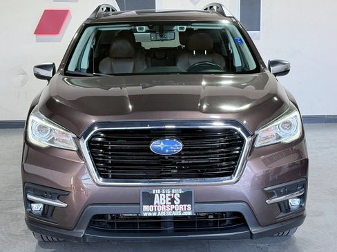 Used 2019 Subaru Ascent Touring AWD/4WD image 2