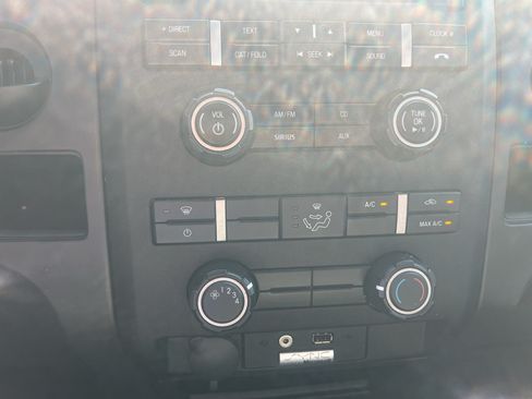 Used 2013 Ford F150 XL w/ Mid Equipment Group RWD image 26