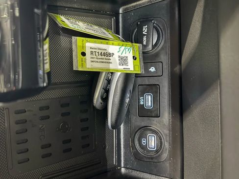 Used 2021 Hyundai Sonata Limited w/ Winter Weather Package image 20