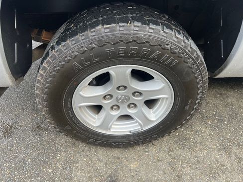 Used 2006 Dodge Dakota SLT w/ Sport Appearance Group image 13