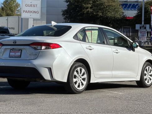 Certified 2024 Toyota Corolla LE image 3