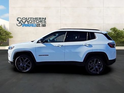 New 2026 Jeep Compass Latitude AWD/4WD image 27