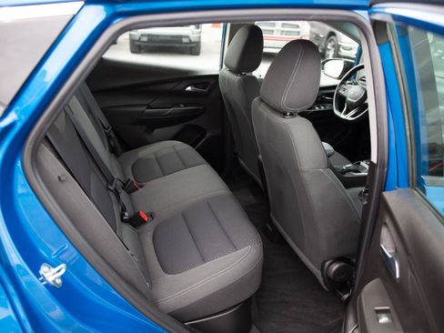 Used 2023 Chevrolet Bolt LT FWD image 23