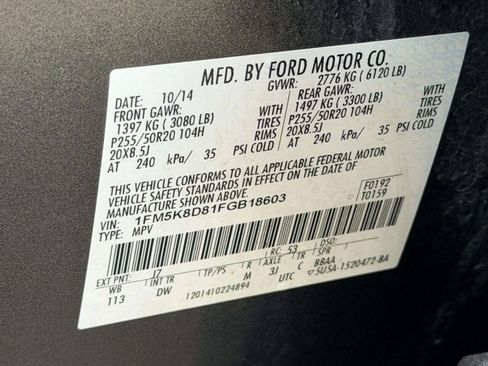 Used 2015 Ford Explorer XLT w/ Equipment Group 202A AWD/4WD image 19