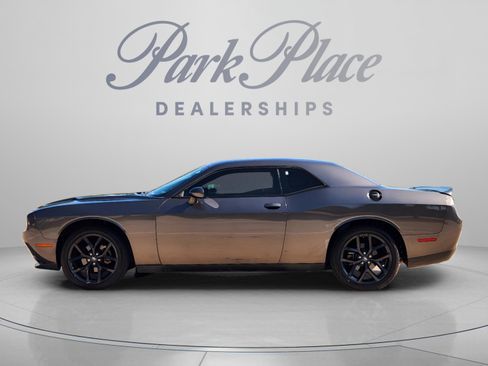 Used 2021 Dodge Challenger SXT w/ Blacktop Package RWD image 2