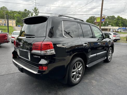 Used 2014 Lexus LX 570 4WD image 8