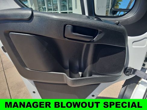 Used 2023 RAM ProMaster 2500 FWD image 26