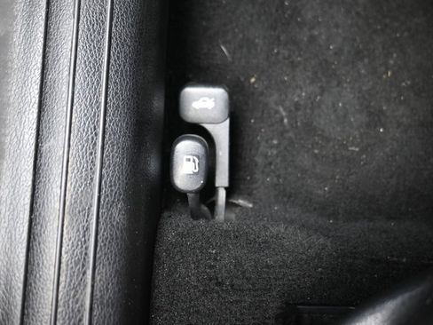 Used 2022 Kia Forte LXS FWD image 7