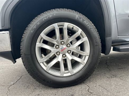 Used 2022 GMC Sierra 1500 SLT w/ SLT Premium Package image 12