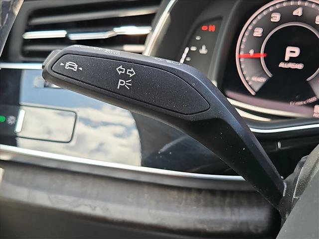 Used 2023 Audi Q8 Prestige AWD/4WD image 30