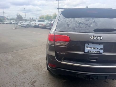 Used 2015 Jeep Grand Cherokee Limited w/ Trailer Tow Group IV AWD/4WD image 8