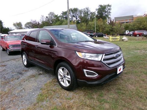 Used 2018 Ford Edge SEL w/ Equipment Group 201A image 3