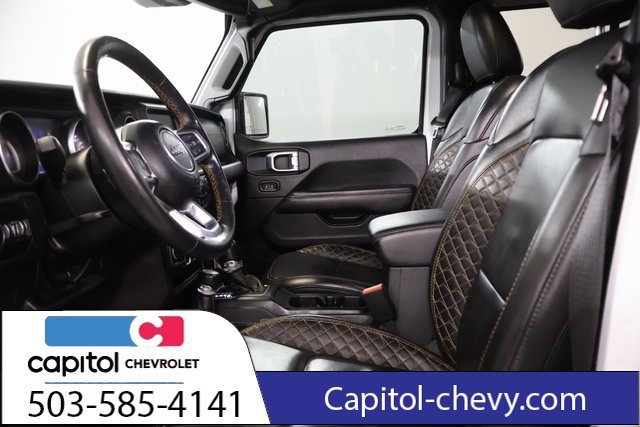 Used 2022 Jeep Wrangler Unlimited Sahara AWD/4WD image 11