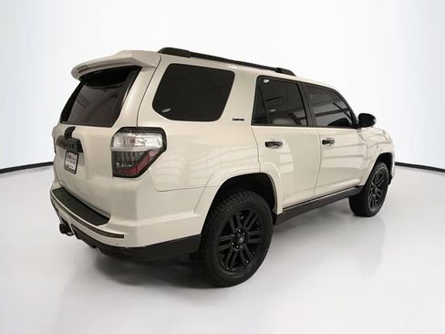 Used 2019 Toyota 4Runner Limited AWD/4WD image 7