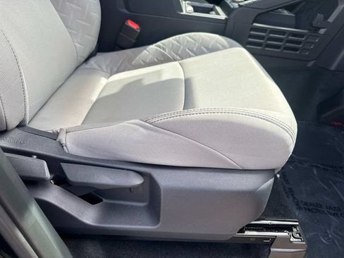 Used 2025 Toyota Tacoma SR5 RWD image 15