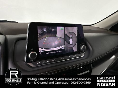 Used 2021 Nissan Rogue SV AWD/4WD image 8