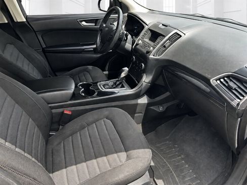 Used 2016 Ford Edge SE AWD/4WD image 9