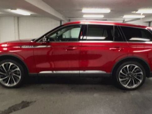 Used 2026 Lincoln Aviator Reserve w/ Illumination Package AWD/4WD image 5