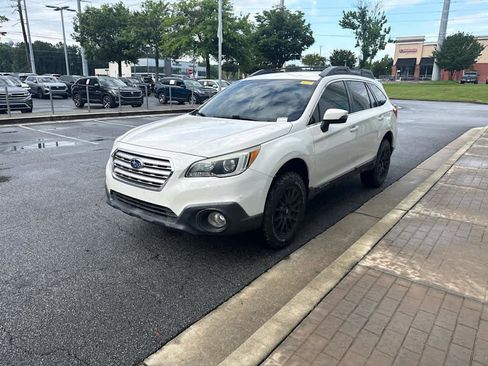 Used 2016 Subaru Outback 2.5i Premium AWD/4WD image 8