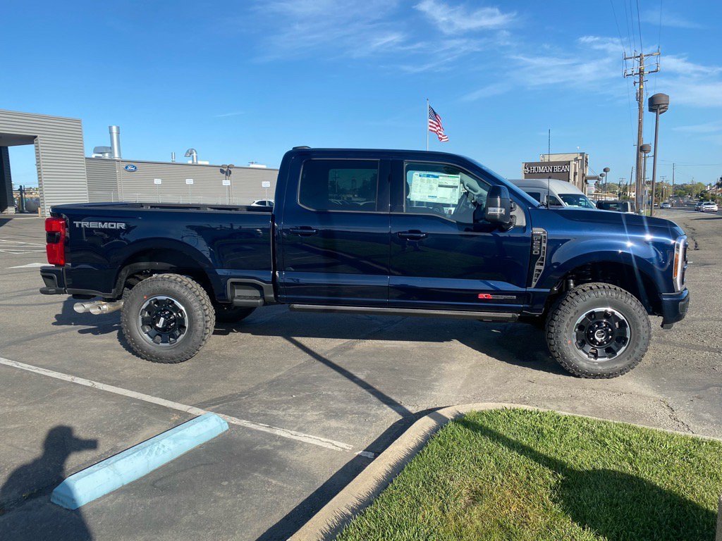 New 2025 Ford F250 Lariat w/ Lariat Ultimate Package AWD/4WD image 10