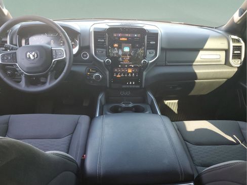 Certified 2025 RAM 1500 Big Horn AWD/4WD image 7