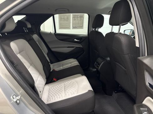 Used 2018 Chevrolet Equinox LT AWD/4WD image 34