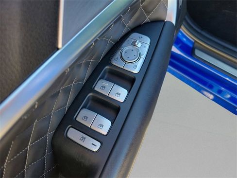 Used 2019 Genesis G70 3.3T Advanced w/ Sport Package image 9