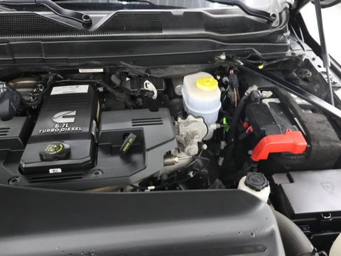Used 2022 RAM 2500 Laramie AWD/4WD image 17
