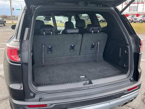 Used 2024 GMC Acadia Elevation image 4