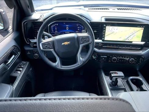Used 2024 Chevrolet Silverado 1500 LTZ w/ Technology Package image 5
