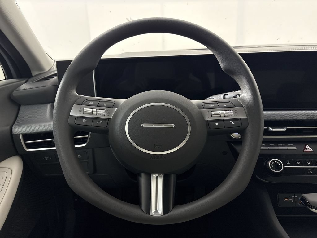 New 2026 Hyundai Sonata SE FWD image 11