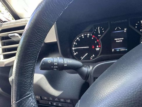 Used 2022 Toyota Tundra Limited w/ Power Package AWD/4WD image 31