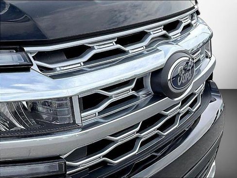 Certified 2024 Ford Expedition Platinum AWD/4WD image 39