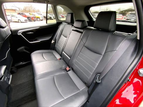 Used 2025 Toyota RAV4 XLE Premium image 21