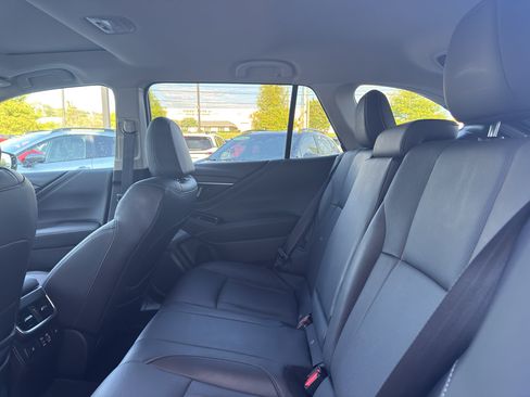Used 2023 Subaru Outback Limited AWD/4WD image 10