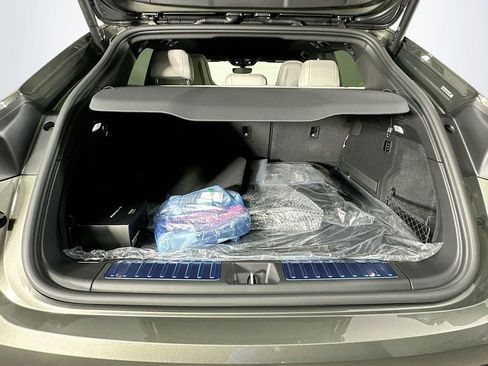 New 2026 Porsche Macan 4S Electric AWD/4WD image 28