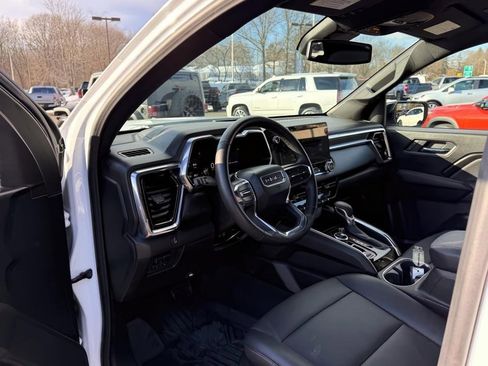 Certified 2024 GMC Canyon Elevation w/ Elevation Premium Package image 13