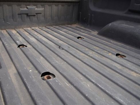 Used 2016 Chevrolet Silverado 2500 LT w/ Midnight Edition image 7