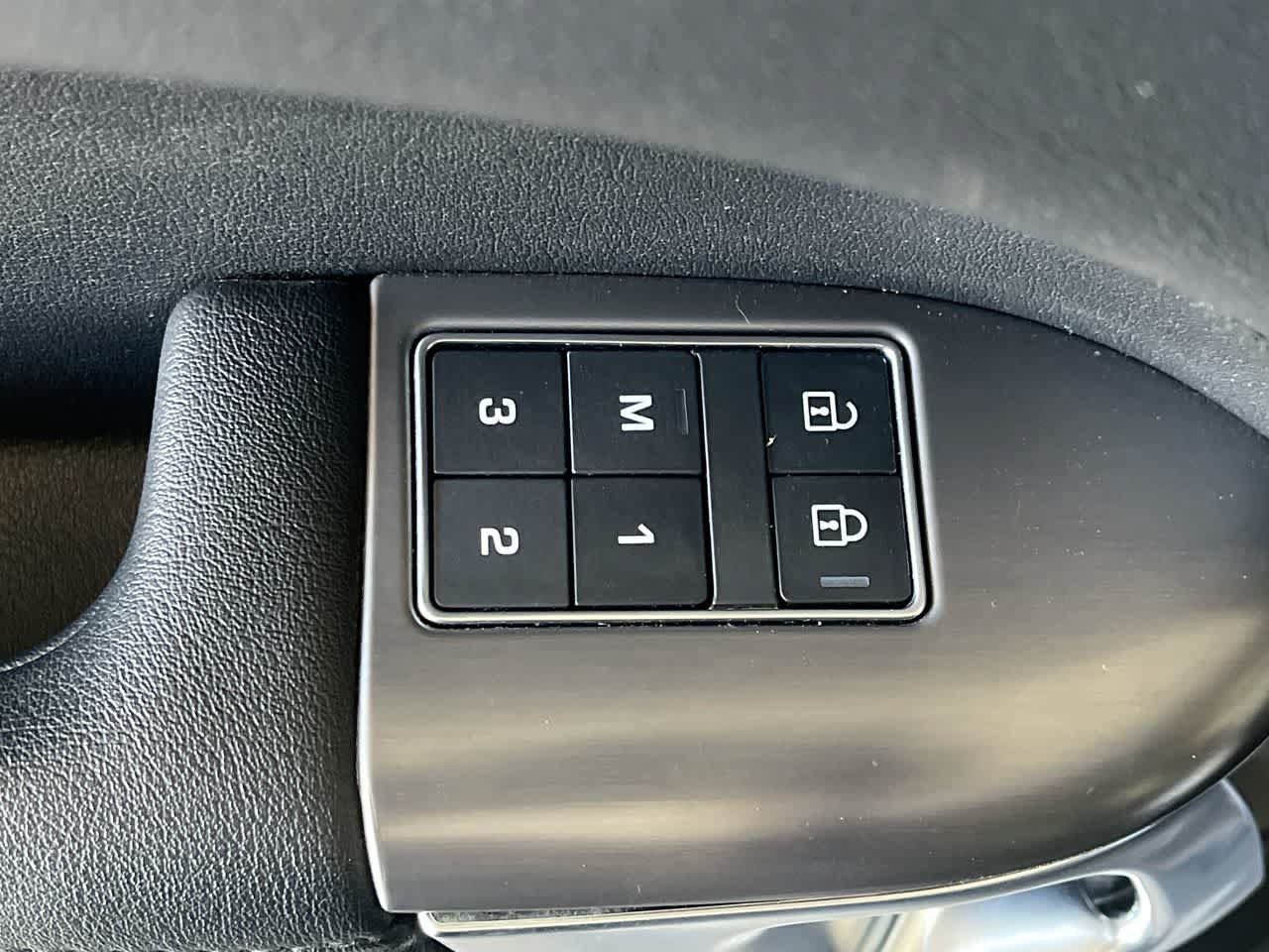 Used 2021 Land Rover Range Rover Sport SE AWD/4WD image 21