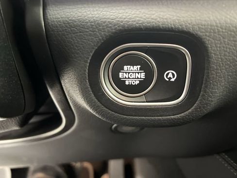 Used 2026 Mercedes-Benz GLE 450 4MATIC Coupe image 17