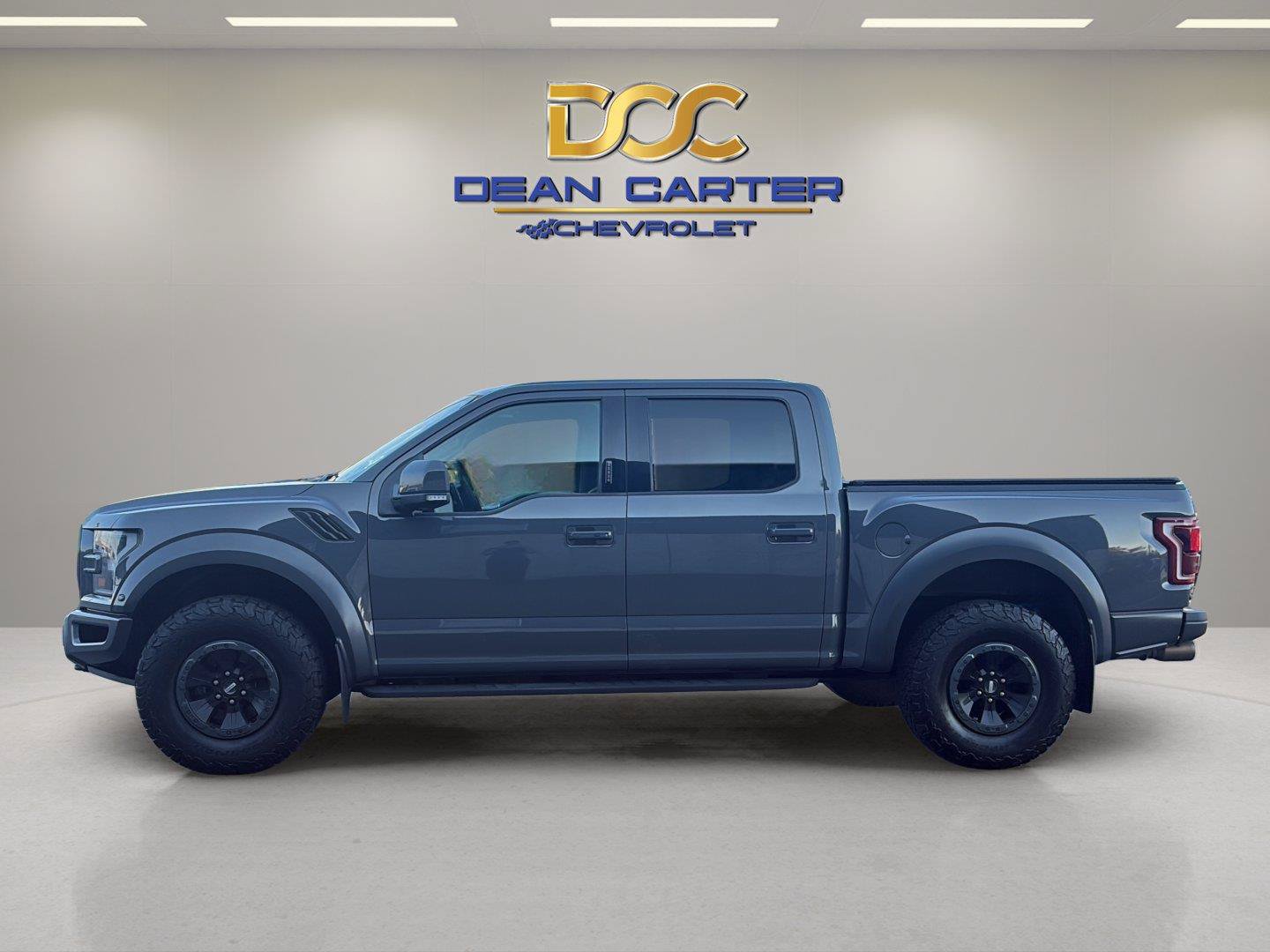 Used 2018 Ford F150 Raptor w/ Equipment Group 802A Luxury AWD/4WD image 2