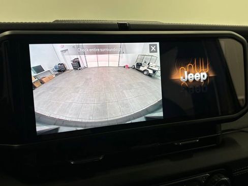 Used 2024 Jeep Wrangler Sahara w/ Safety Group image 26