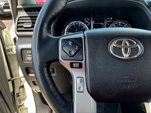 Used 2023 Toyota 4Runner Limited AWD/4WD image 11