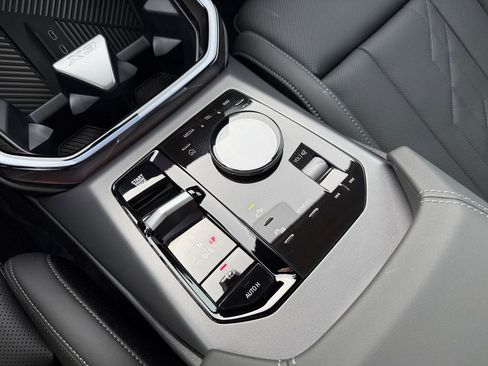 Used 2026 BMW X3 xDrive30 w/ Convenience Package AWD/4WD image 25