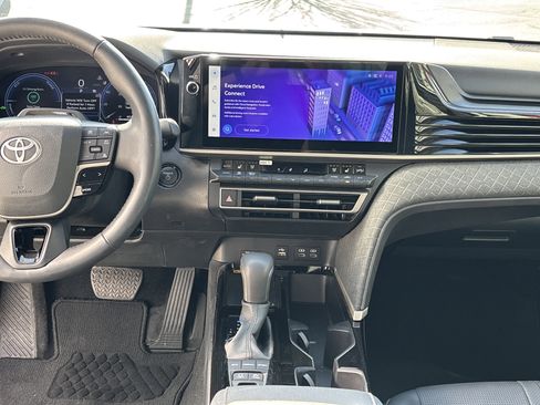 Used 2025 Toyota Camry XLE w/ Premium Plus Package image 29