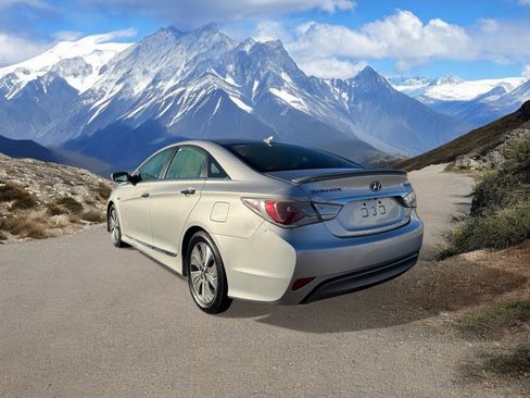 Used 2013 Hyundai Sonata Limited image 3