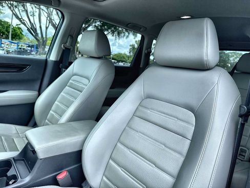 Used 2025 Honda CR-V EX-L image 14